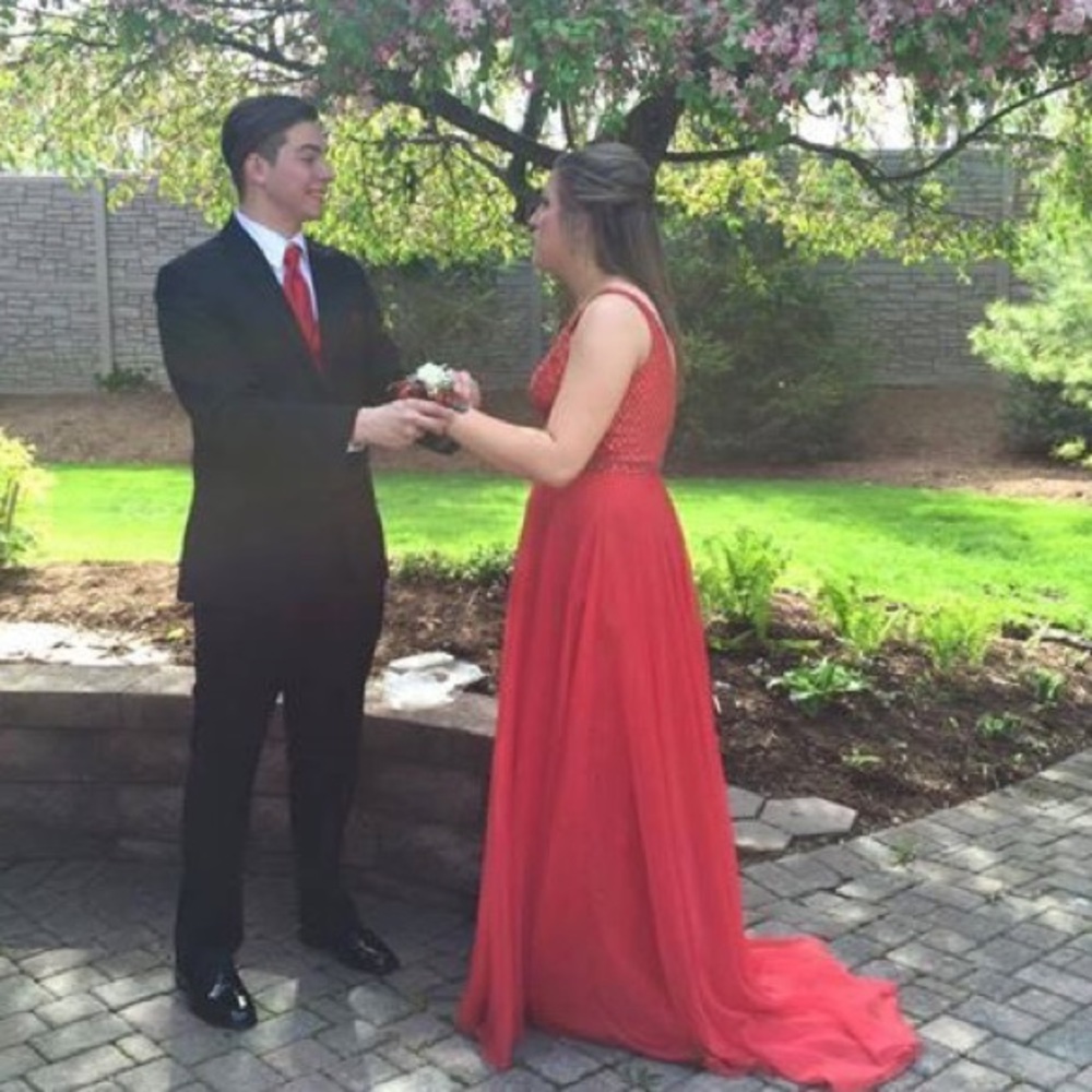 Long Red Sherri Hill Prom Dress