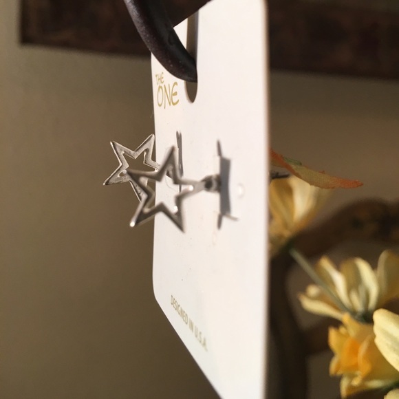 Silver Star post earrings - Picture 2 of 2