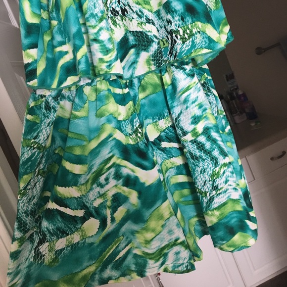 romper - Picture 2 of 3