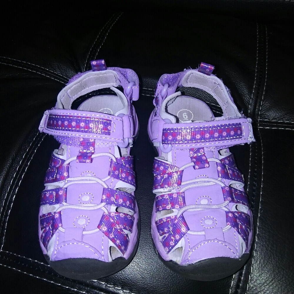 Toddler girl shoes size 6