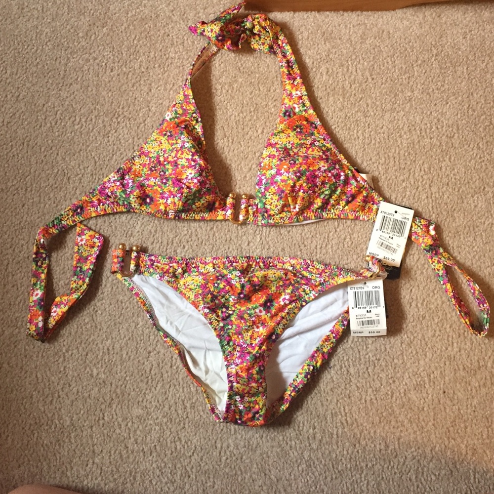 Floral bikini with gold hardware!