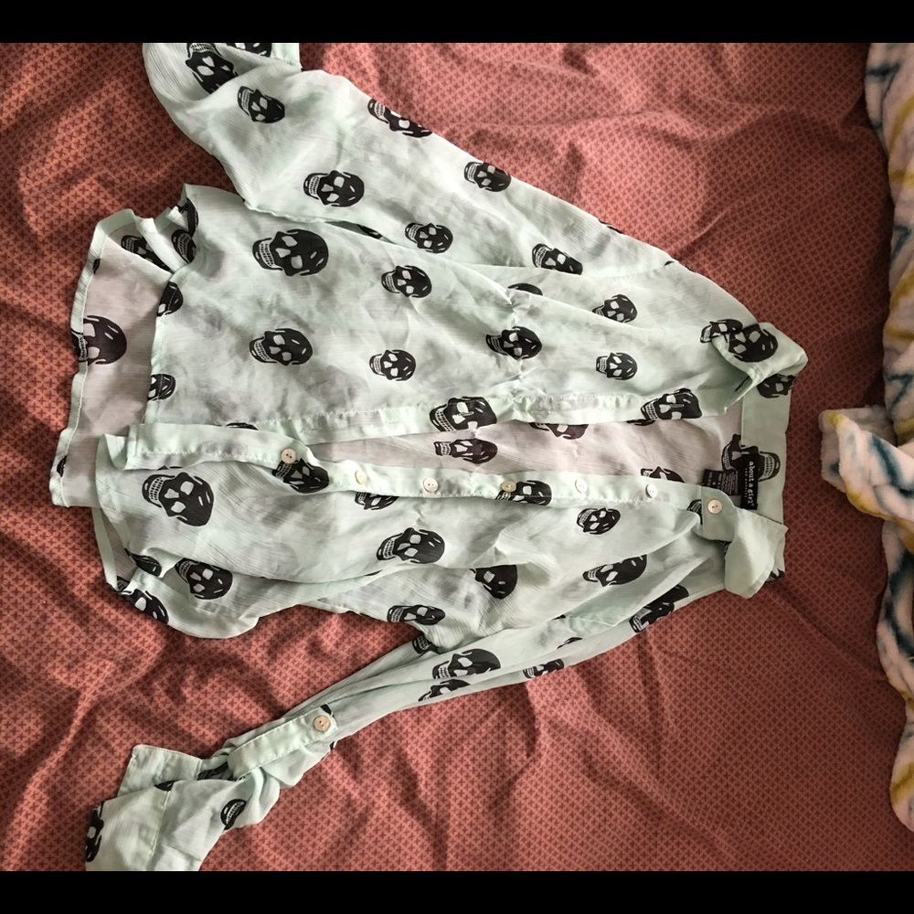 Skull printed button up shirt