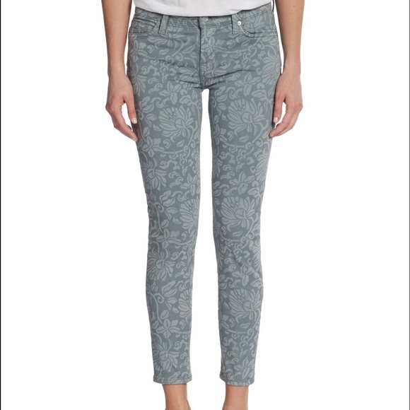 7 For All Mankind Denim - 💕 7 "Gwenevere" grey lasered floral jeans