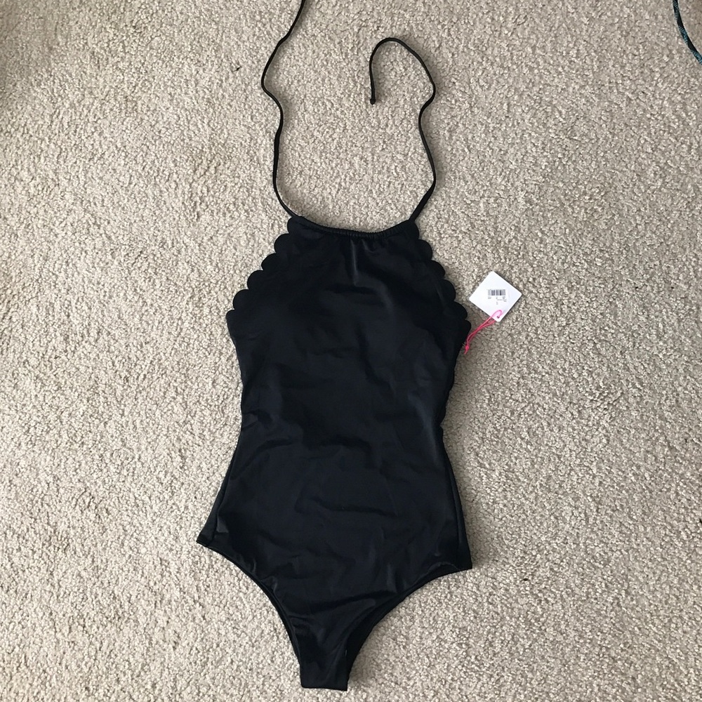 One piece bathing suit