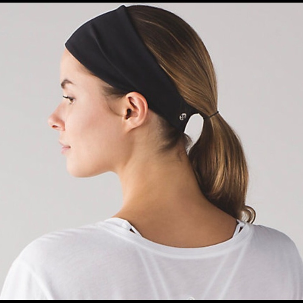 Lululemon Fringe Fighter Headband