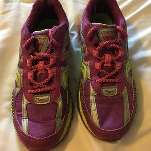 Girls Saucony Tennis Shoe