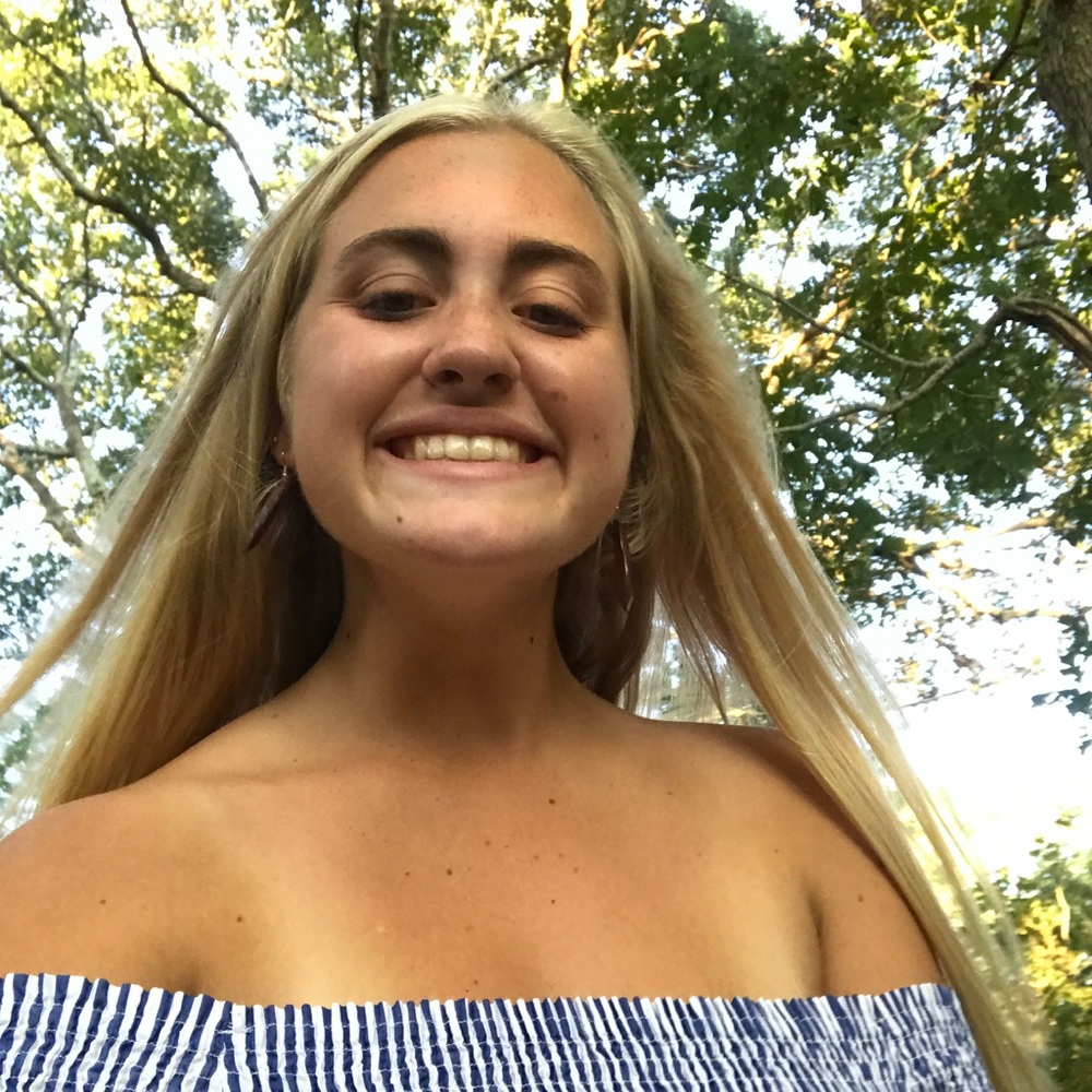 Meet your Posher, Camille