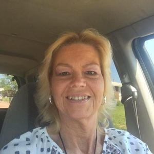 Meet your Posher, Pamela