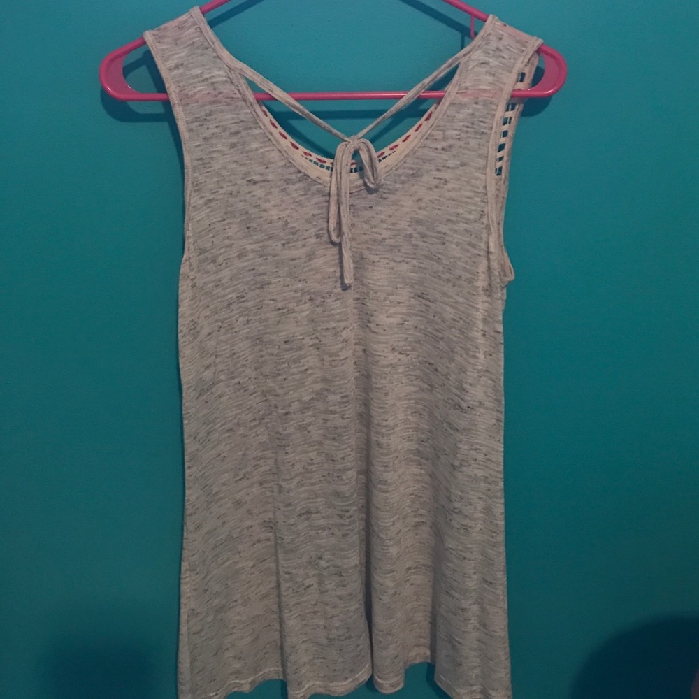 Tank - Picture 2 of 2