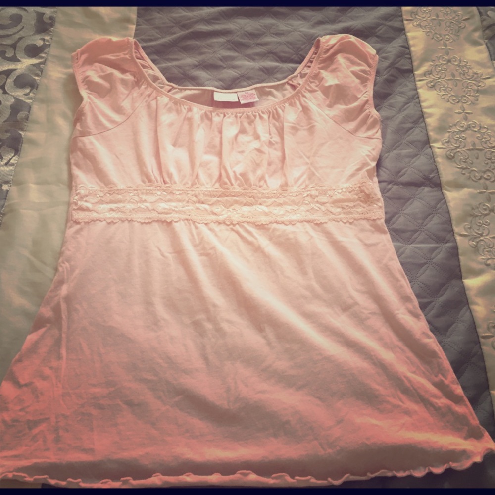 Cute blush pink cap sleeve Top