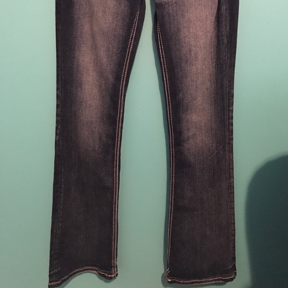 Jeans - Picture 2 of 3