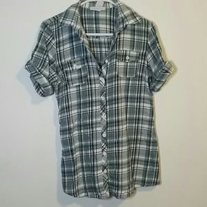 Blue plaid button up