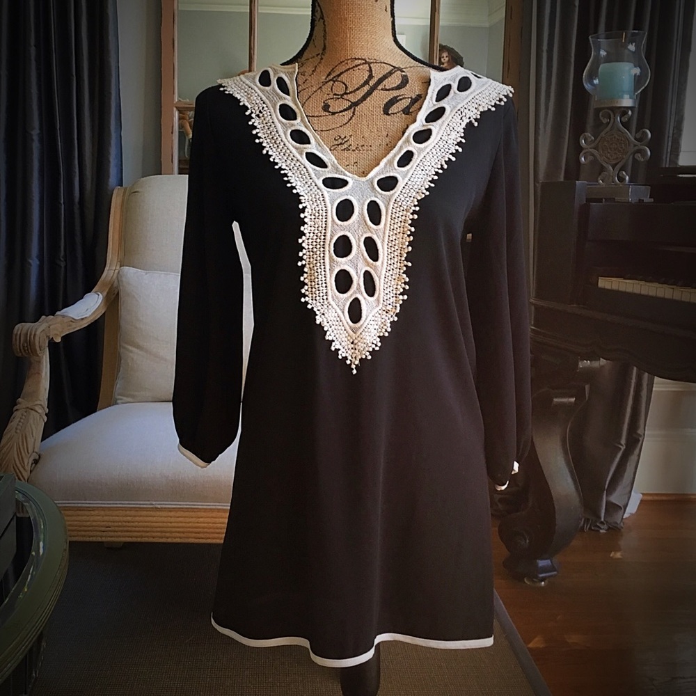 Black and cream lace dress