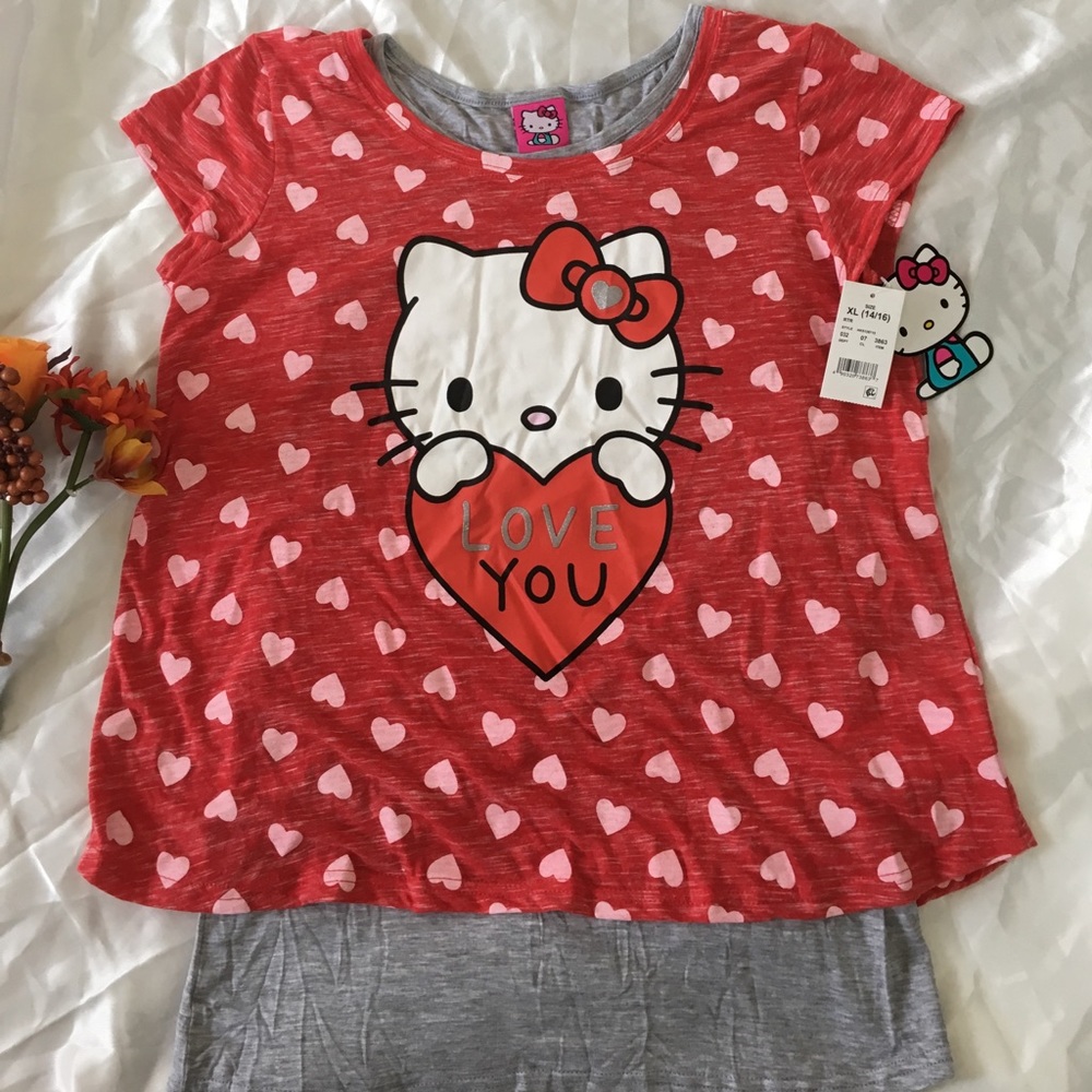 💥💥New with tag Hello Kitty shirts 2 and one