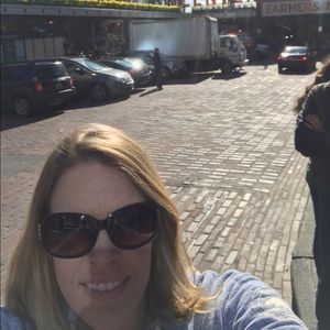 Meet your Posher, Jessica