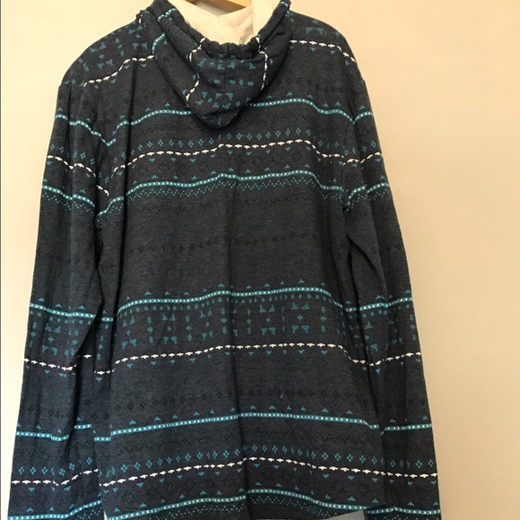 Sweater - Picture 2 of 2