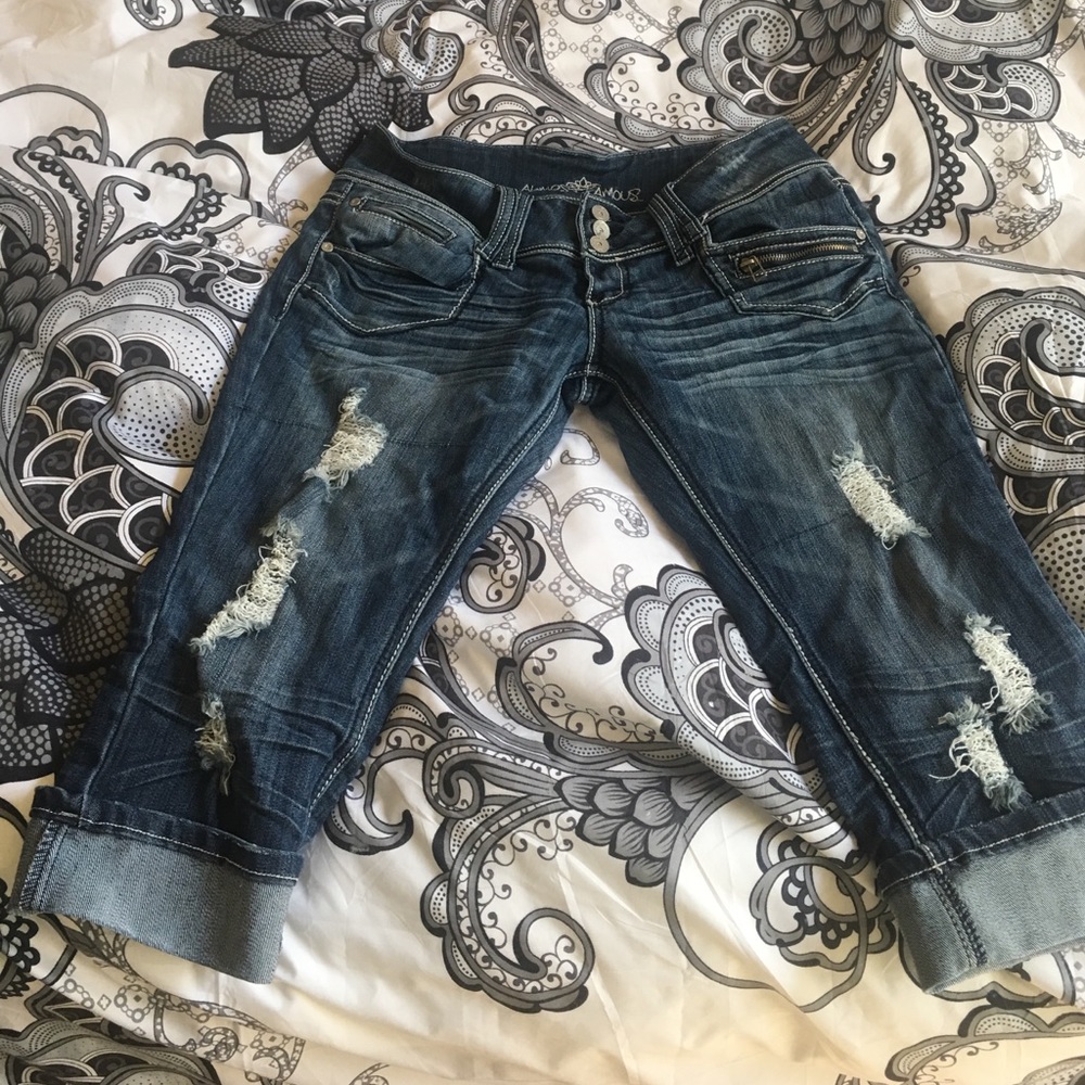 Almost famous capris