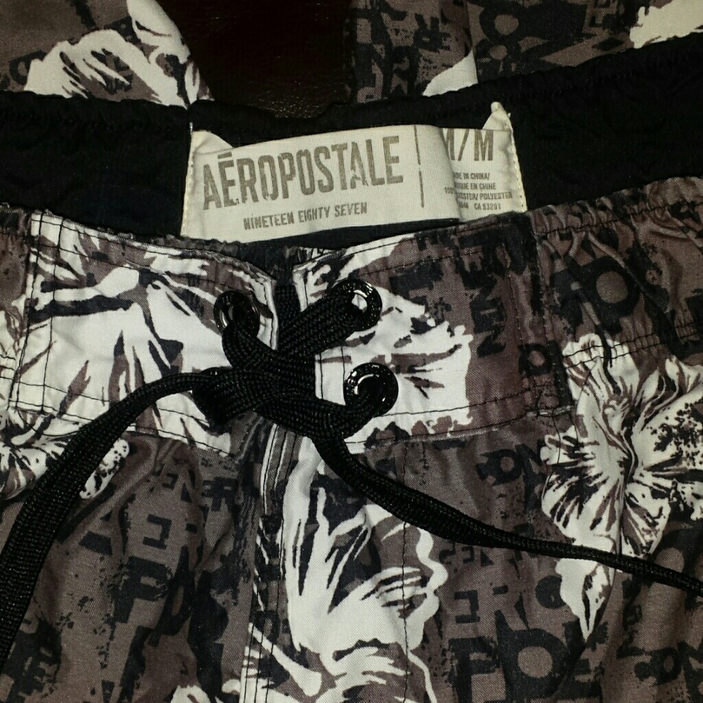 MEN'S TRUNKS!!! - Picture 3 of 3