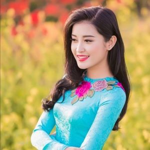 Meet your Posher, Linh