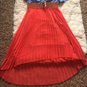 High-low pleated skirt- coral w belted top NWOT