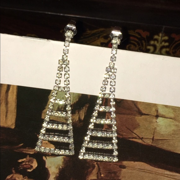 Vintage 'Eiffel Tower' Rhinestone 1960s Crystal - Picture 4 of 6