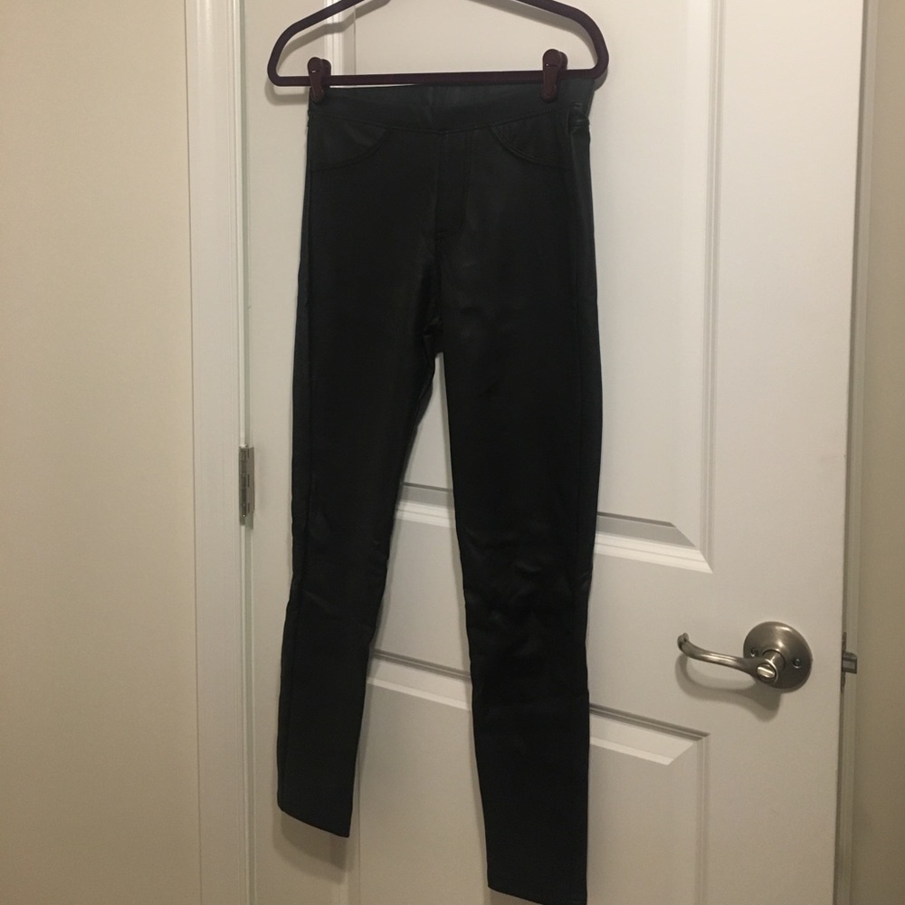 Faux leather leggings