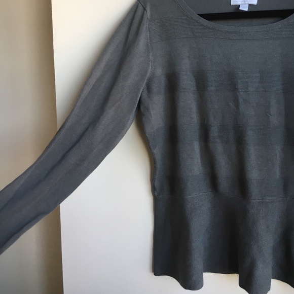 New York & Company sweater - Picture 3 of 4