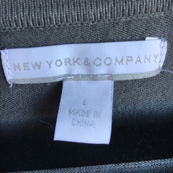 New York & Company sweater - Picture 4 of 4