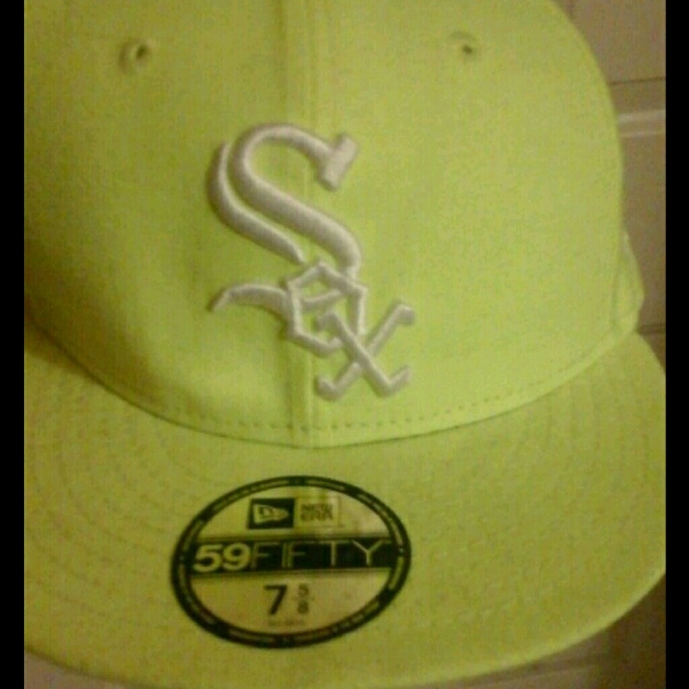 Fitted hat