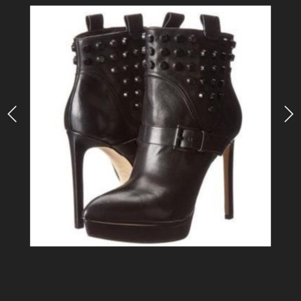 Michael Kors boots Bryn size 8 1/2 💕