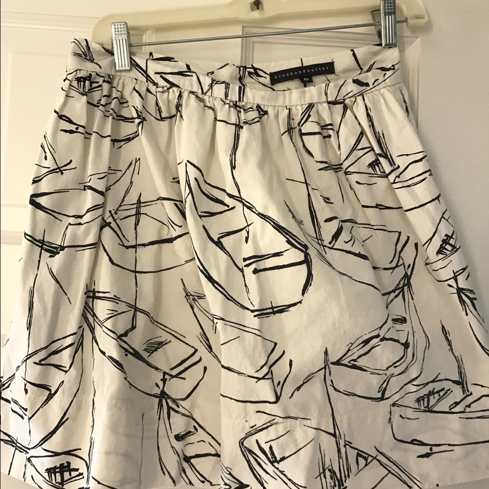 Like a painting! Beautiful skirt with boat design