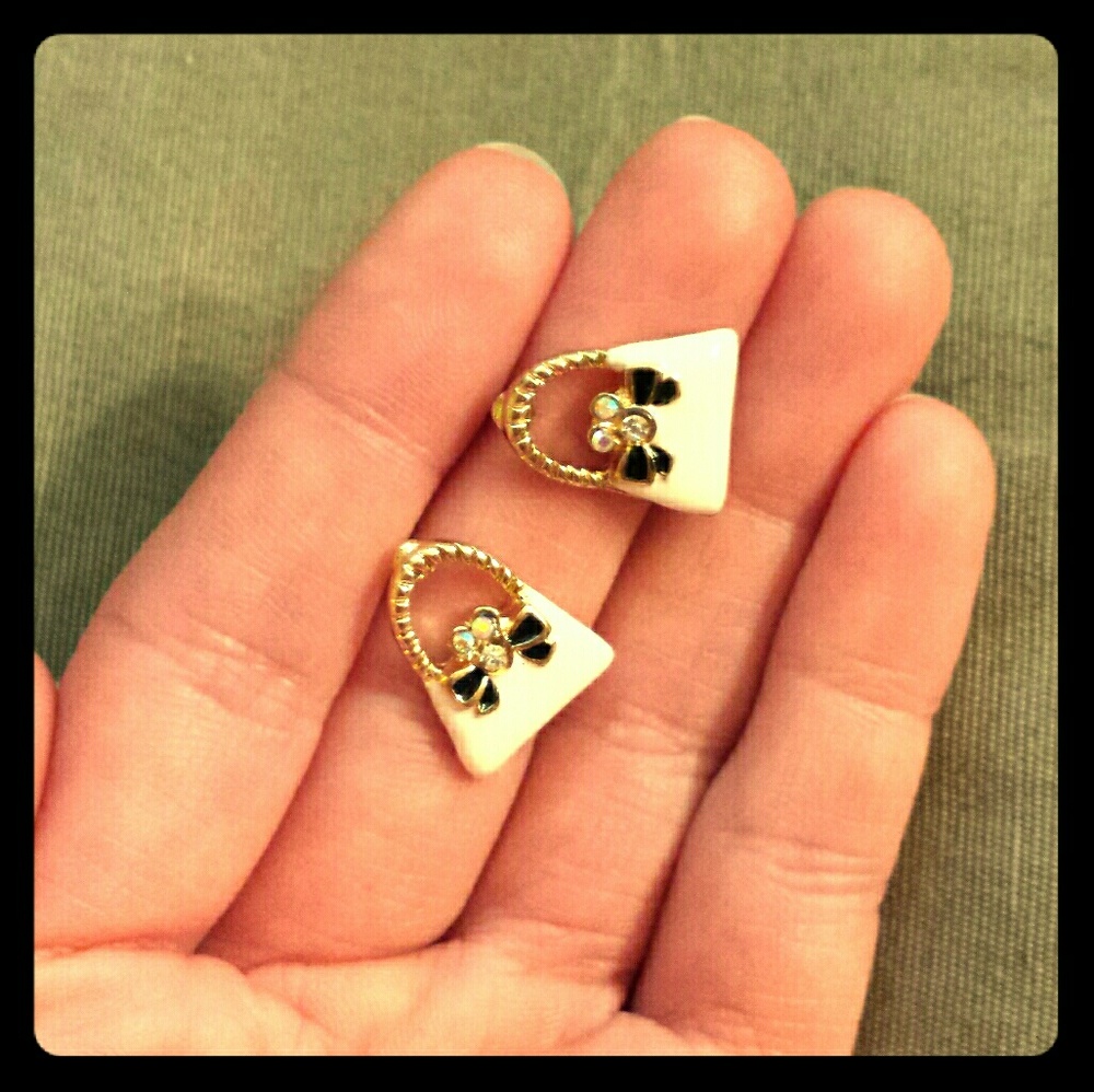 Betsey Johnson Purse Stud Earrings
