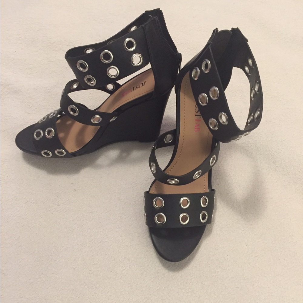 Black wedge sandal