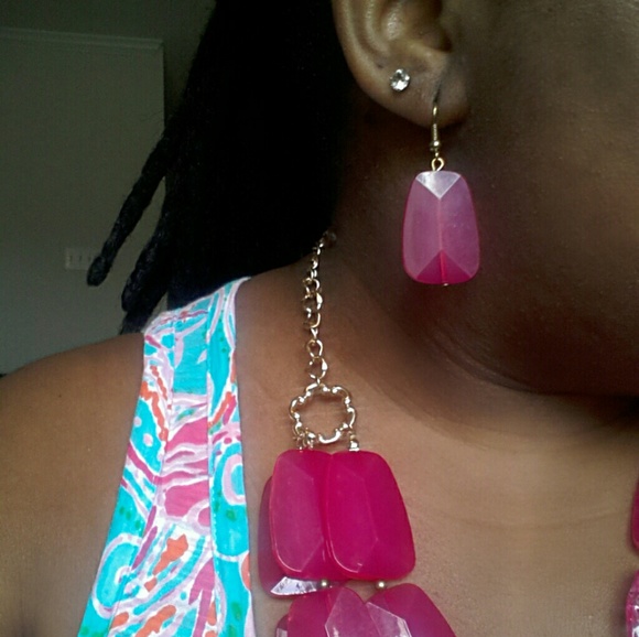 Magenta and gold necklace/earrings - Picture 3 of 3