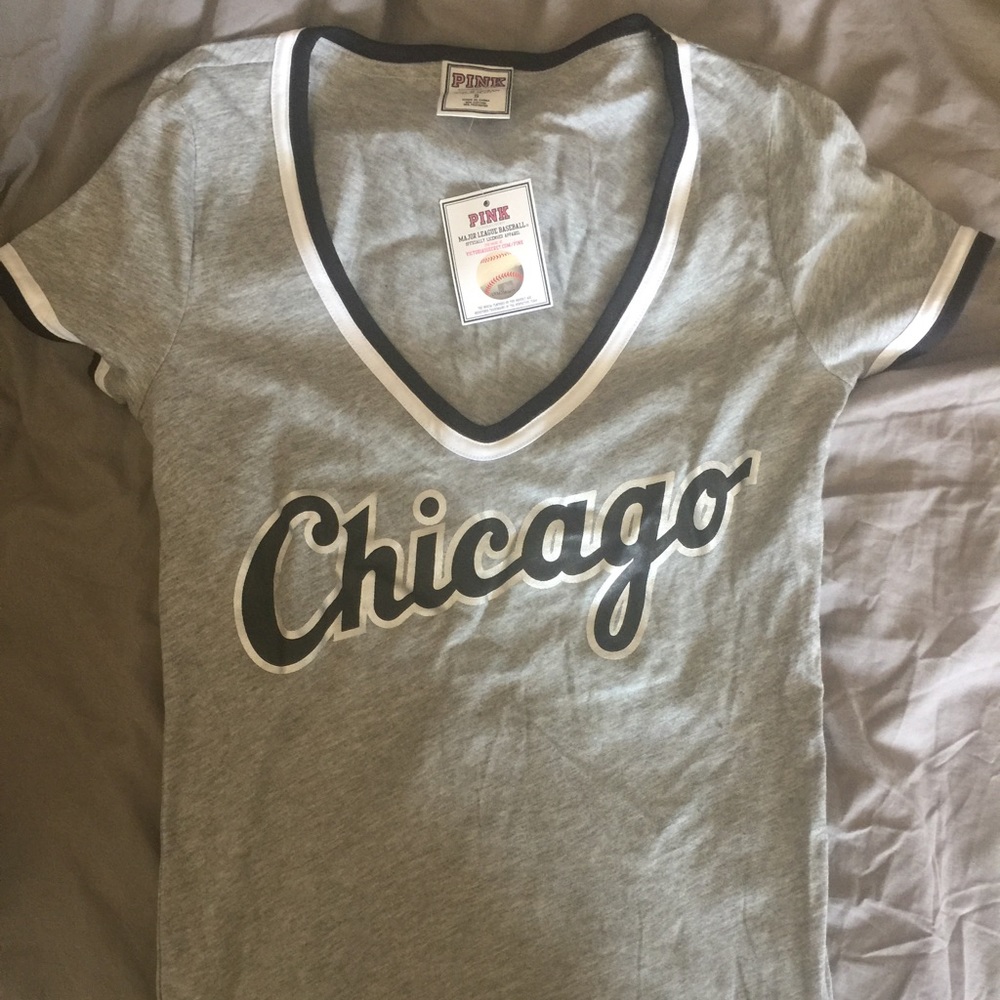 Victoria's Secret PINK Chicago White Sox tshirt
