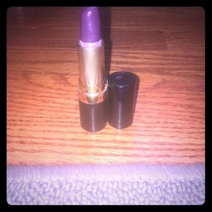 REVLON💜Va Va Violet Creme Lipstick