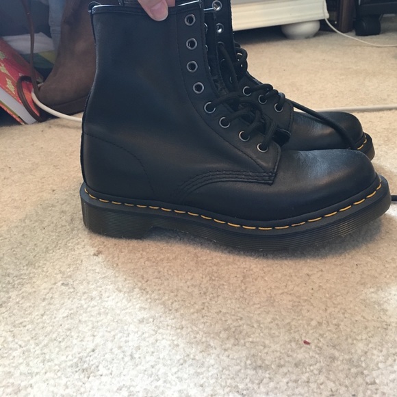 Dr. Martens Shoes - Dr. Marten boots original