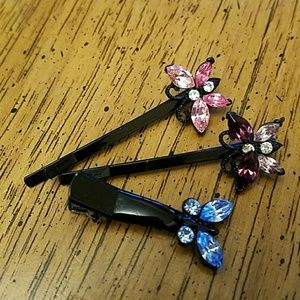 NWOT Butterfly Hairclips