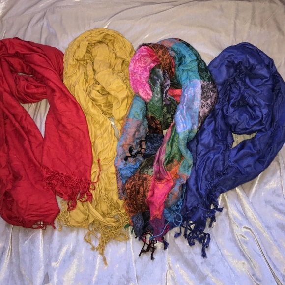 Accessories - Pashminas