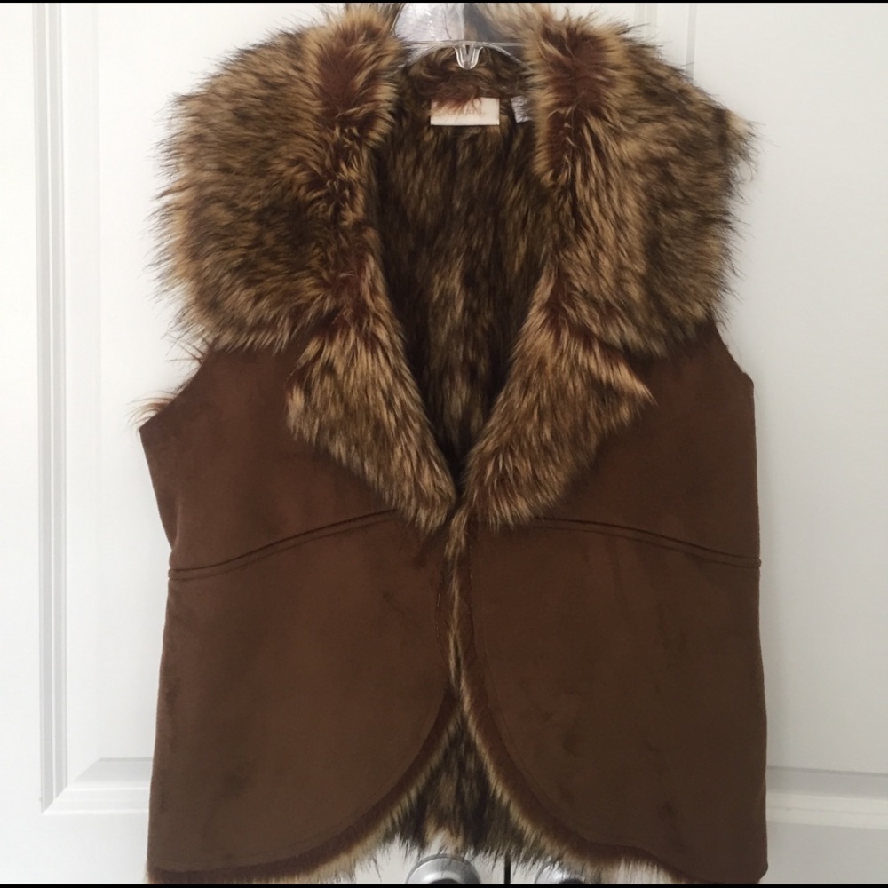 Chico's Faux Fur / Faux Suede Vest  Size 1 / Small