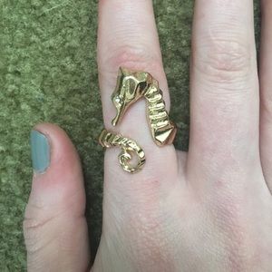 Seahorse ring