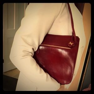 NWOT Monsac Crimson leather purse