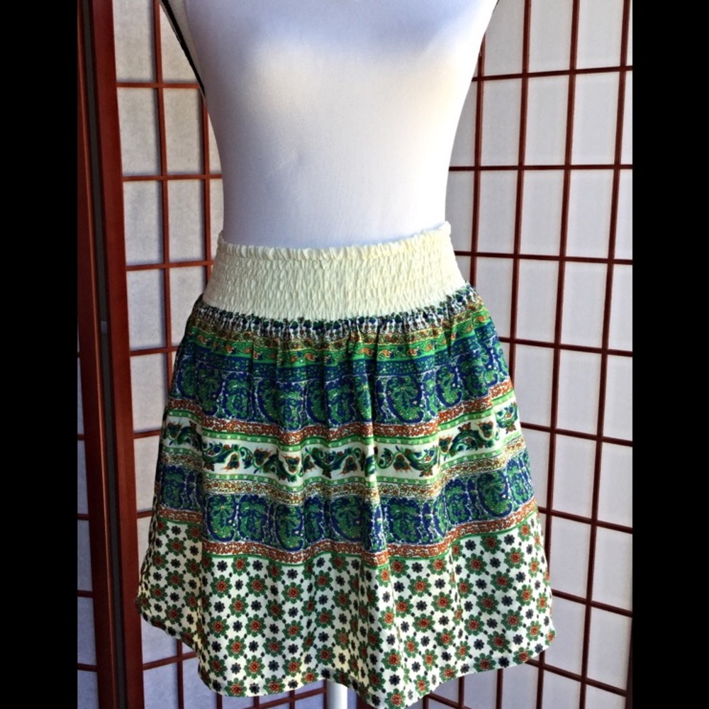 Love this pattern! Forever 21 skirt fully lined
