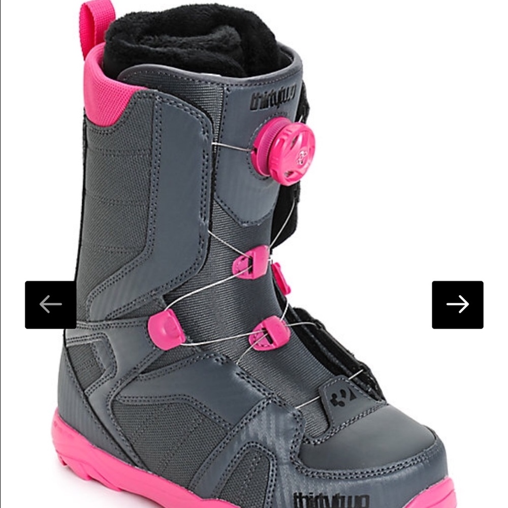 Women's Size 7 Snowboard Boots