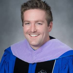 Meet your Posher, Dustin