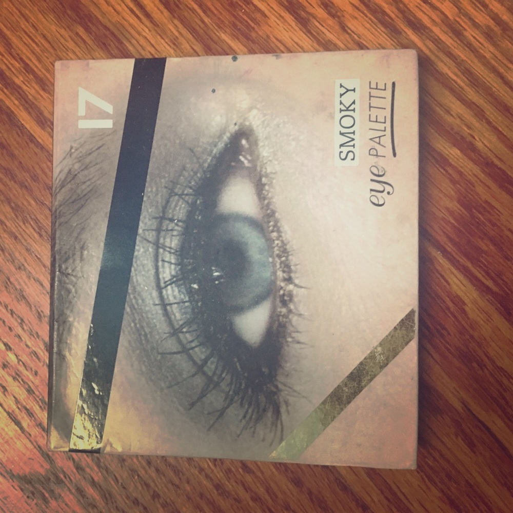 17 Smoky Eye Palette