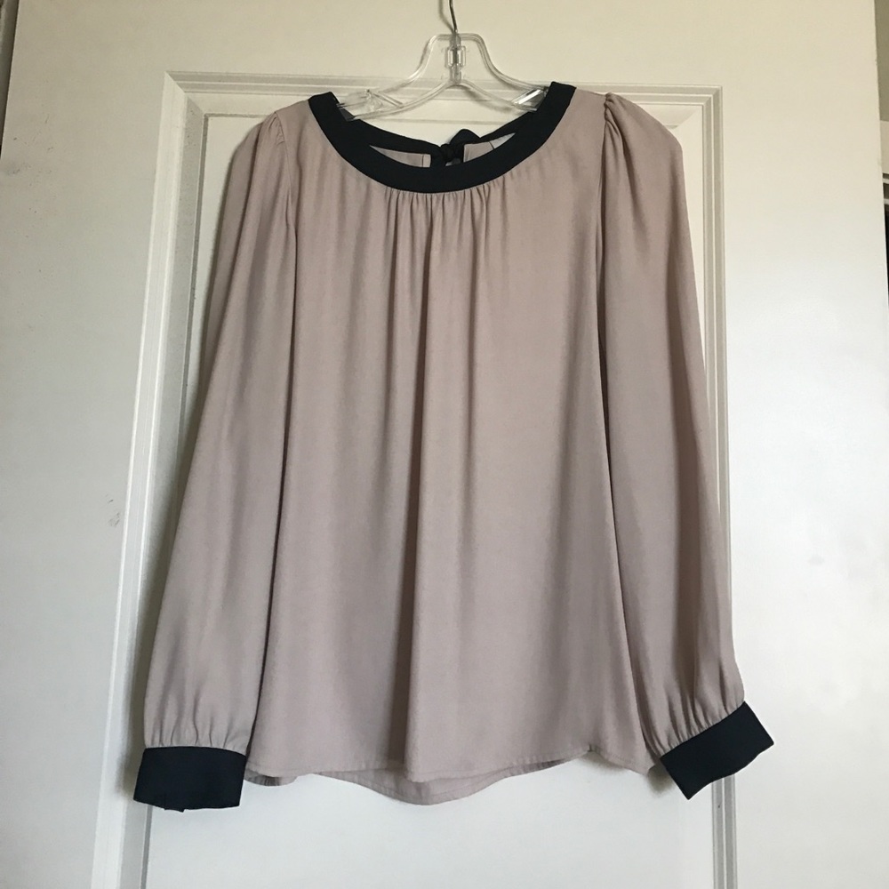 Size small. Loft black and off white top