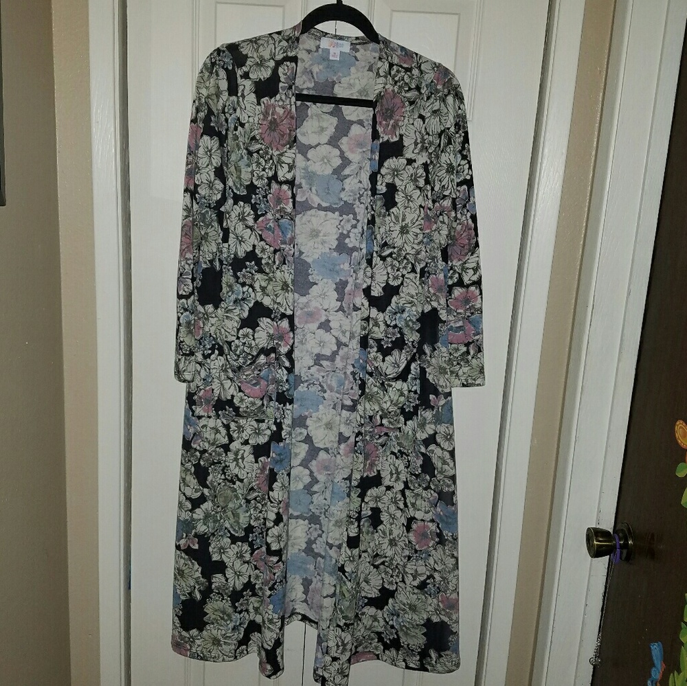 Floral Sarah size Medium