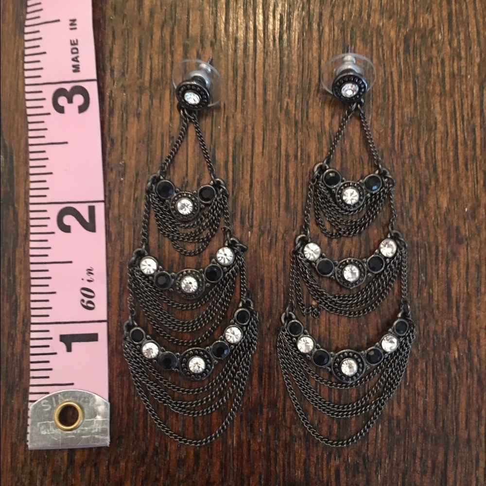 Earrings - Picture 2 of 4