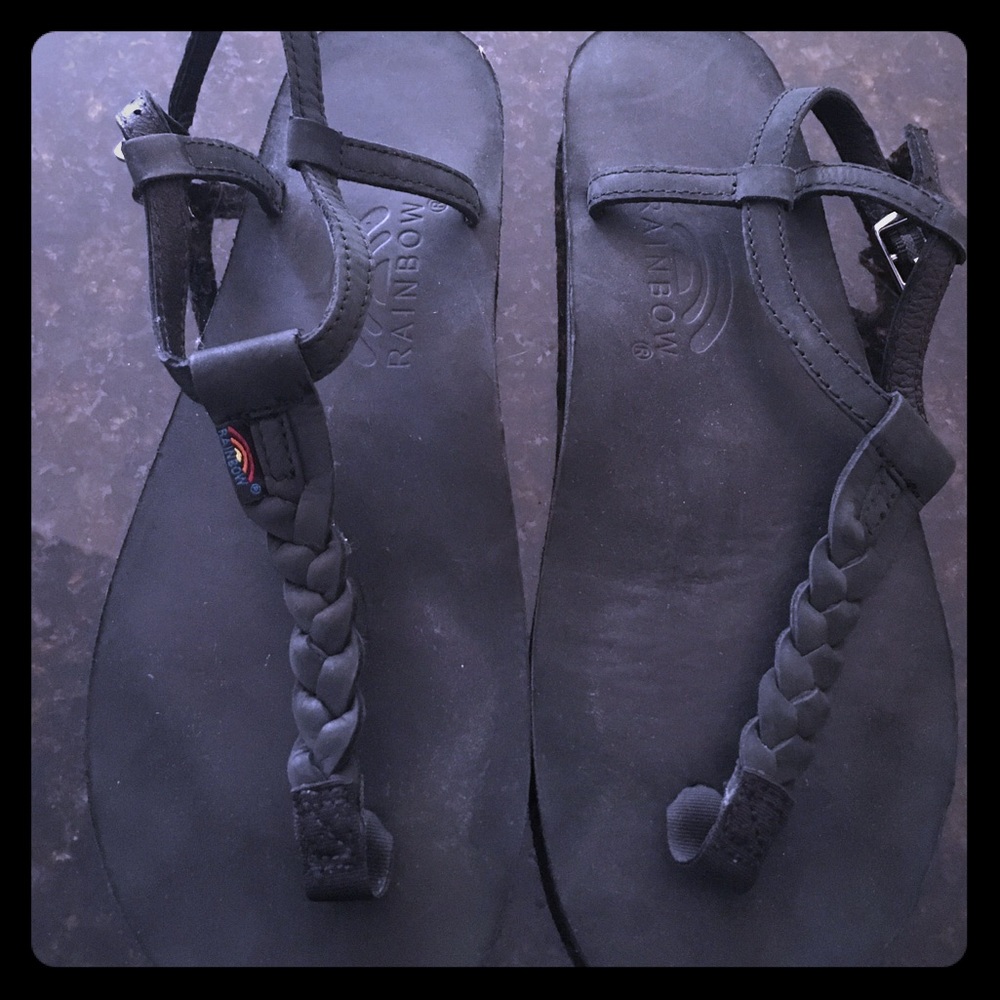 Black "T-Street" Rainbow Sandals